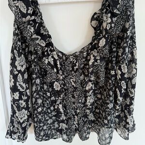 Sezanne Black and White Women's Blouse